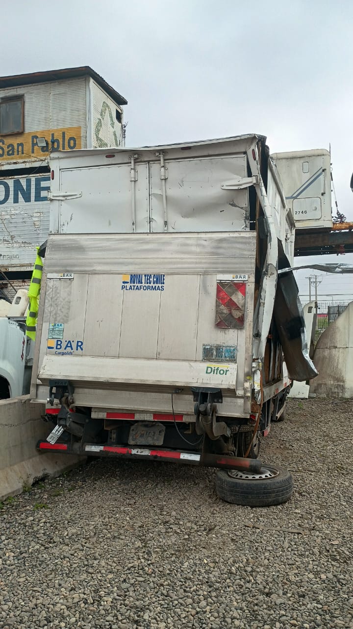 ESTANQUE ACUMULADOR DE AIRE Hino CITY 515 2012  USADO  EN DESARME